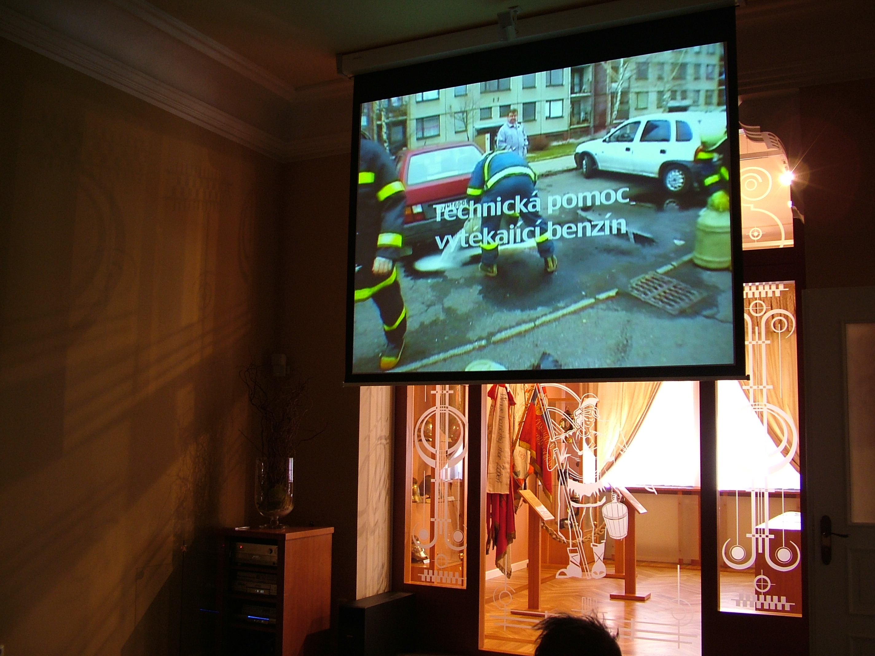 Videoprojekce film. materi�l�